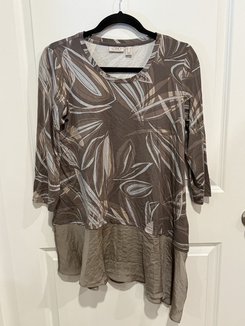 LOGO by Lori Goldstein Sz S tunic top soft brown multi 3/4 chiffon hem lagenlook